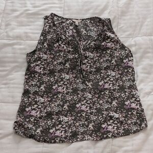 SONOMA sleeveless top with a v-neck and tie size Petite Medium